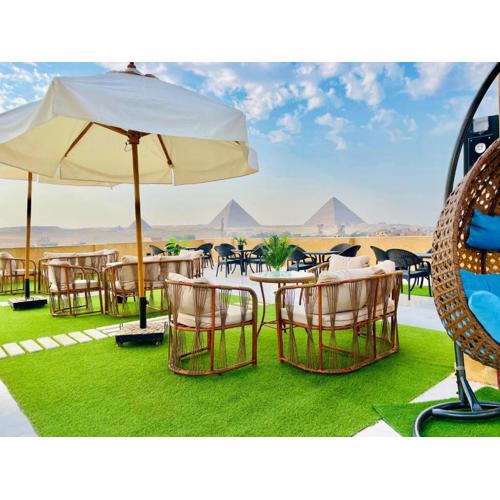 Palm Pyramids View INN