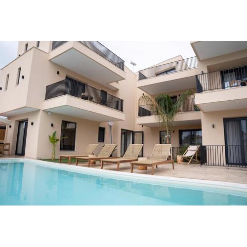 Palm Suites