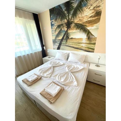 Palms Studio in Sozopol, with free parking