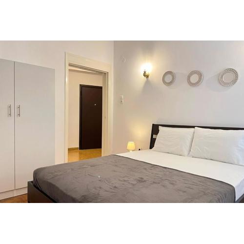 Pame Rentals - Ideal For 4 in Pagrati