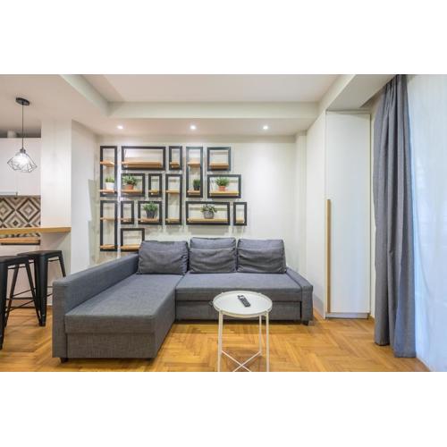 Pame Rentals - Walk Distance To Acropolis with A Charming Design