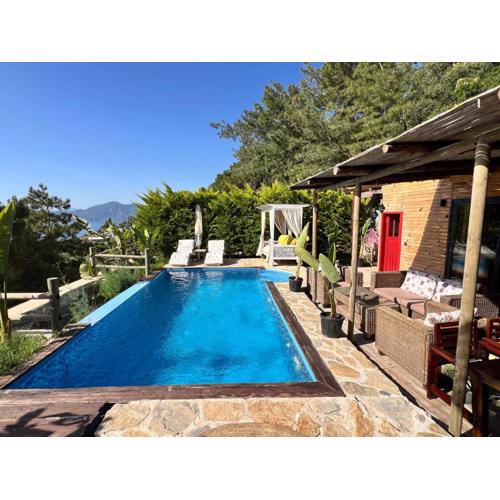 Panaromic Seaview Villa with pool