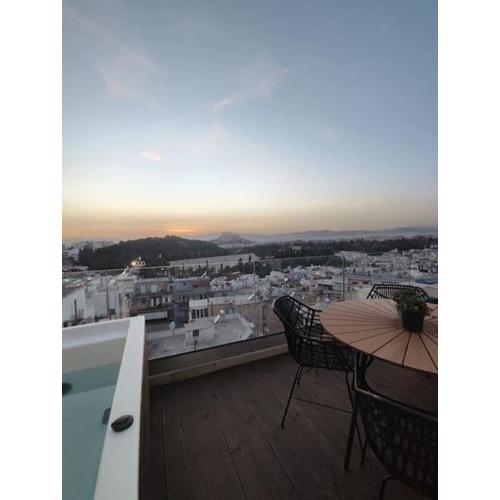 Panathenaic & Acropolis View - Jacuzzi Penthouse