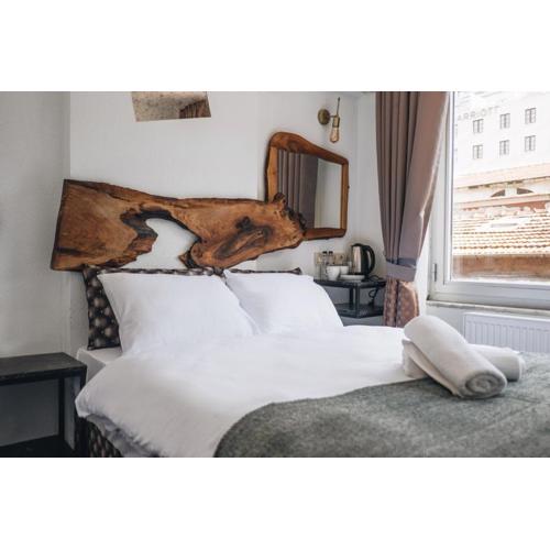 PANDAN KARAKOY SUİT