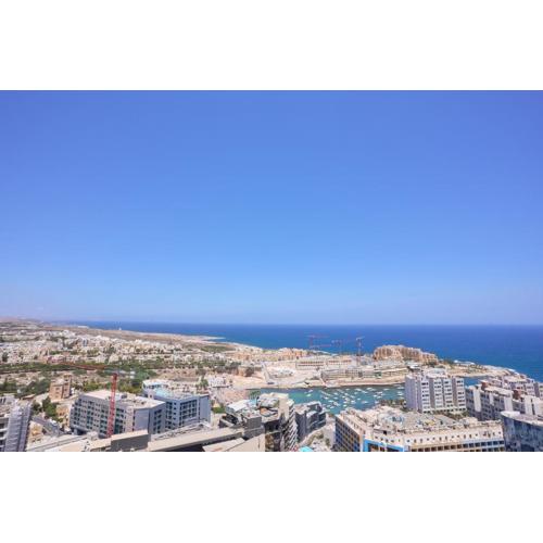 Panorama 20th Floor Suite with Magnificent Views