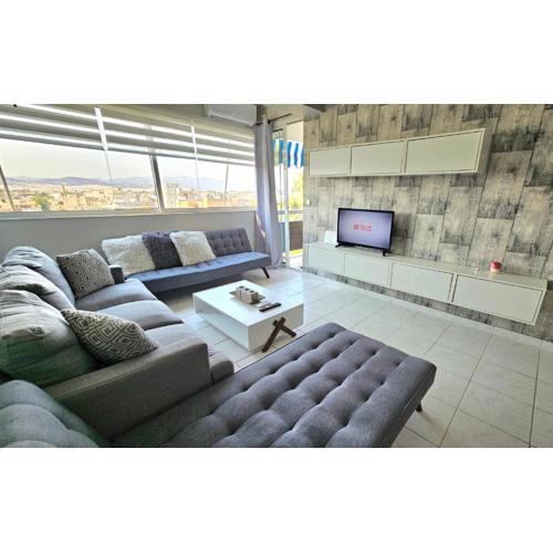 Panorama house near Teleperformance