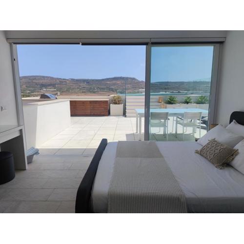 Panorama Lounge - Romantic Getaway with private pool