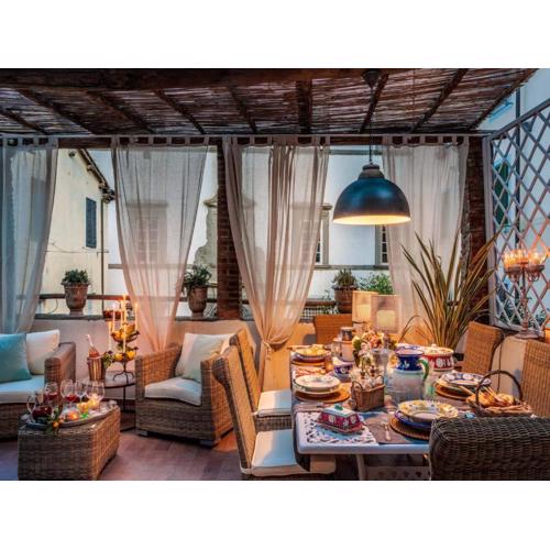 Panoramic Living in the Heart of Lucca