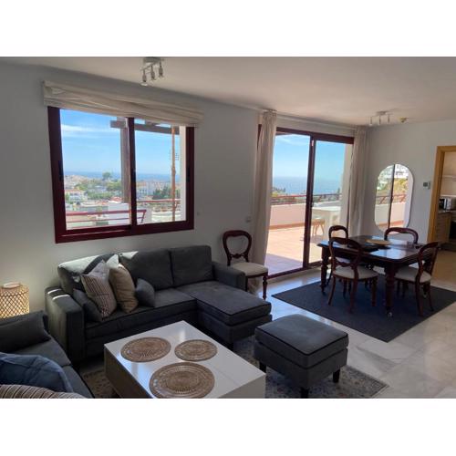 Panoramic Penthouse