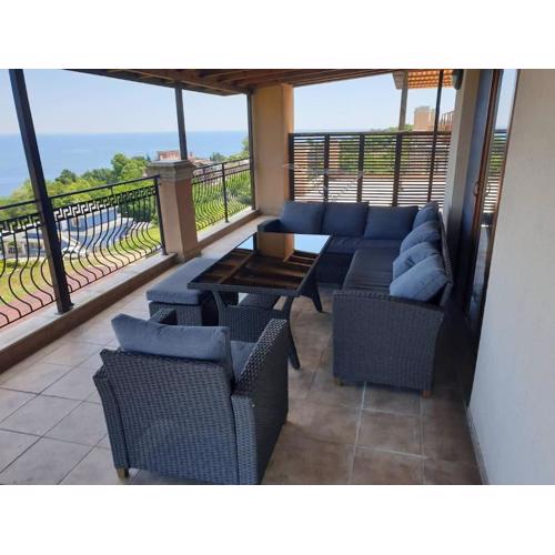 Panoramic Sea View Apartment