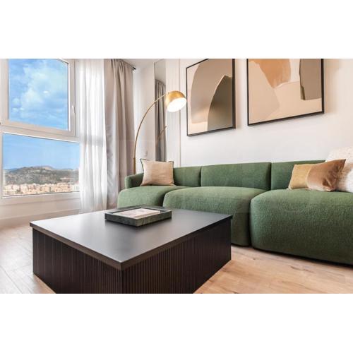 Panoramic skyrise on the 20th floor by REMS
