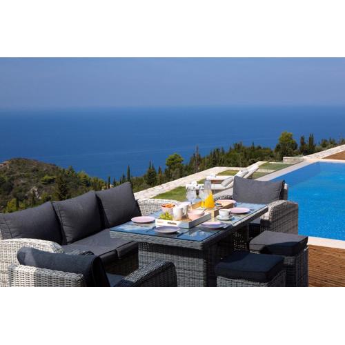 Pantheon Villas