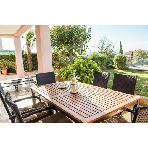 Paradise Garden Apartment