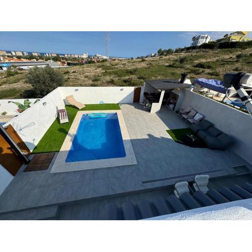 Paradise Home