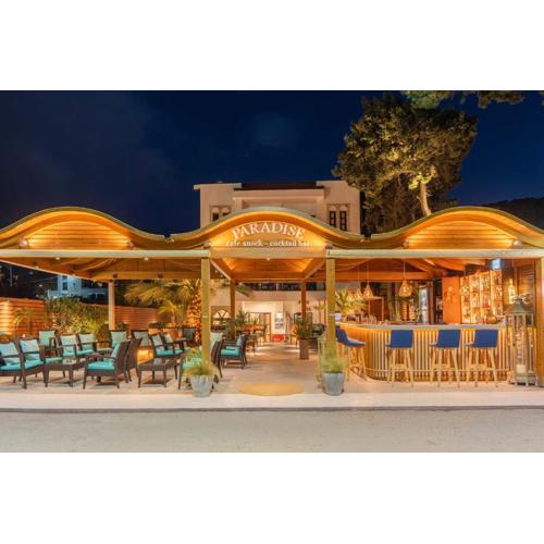 Paradise Hotel-Apartments