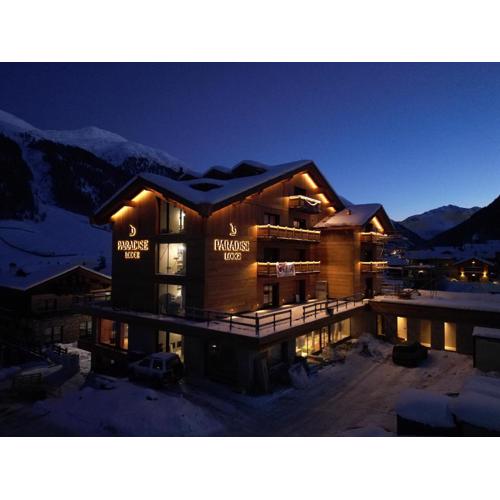 Paradise Lodge