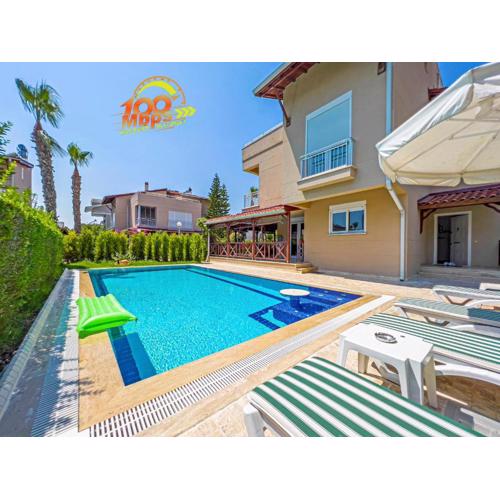Paradise Town Villa Camilla