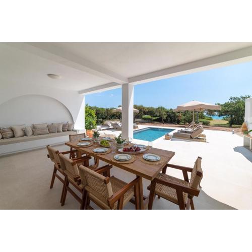 Paradiso Luxury Beachfront Villa