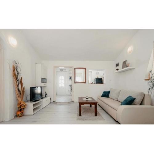 Parentium Apartment