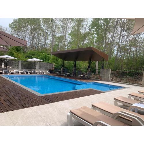 Park and pool apartment