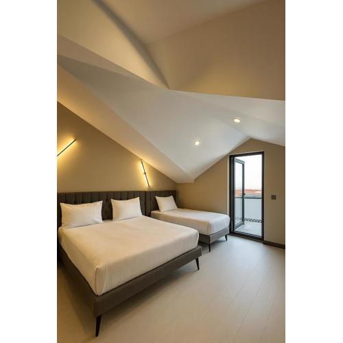 Park Hotel & Private Transportation İstanbul Airport-By Loft