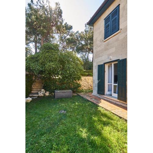 Parkside Oasis Apartment