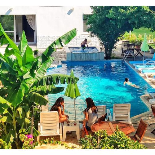 Parla Apart Hotel