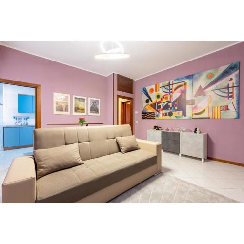 Parma Station Colorful Apartment with Balcony x5