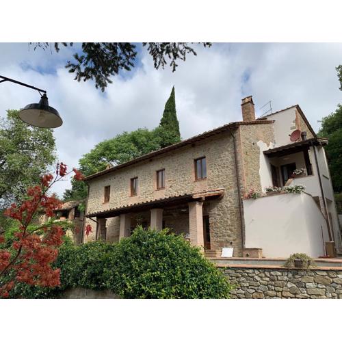 Parulia Country House