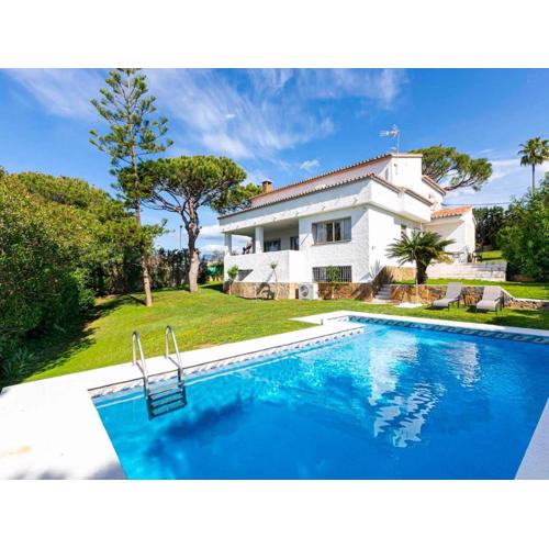 Pass the Keys Villa with garden and private swimming pool