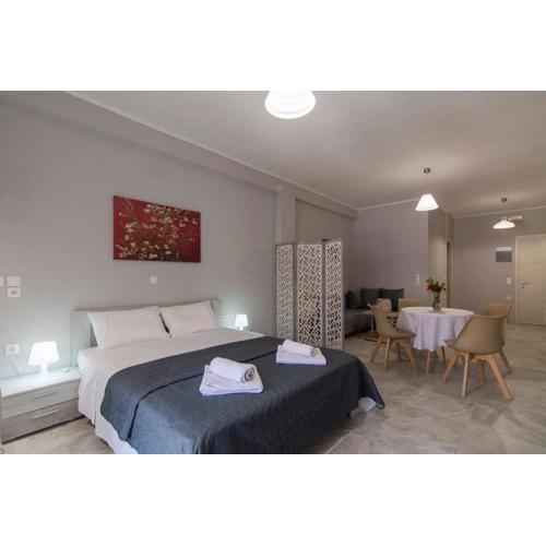 Paxos In Square Studio Poseidon