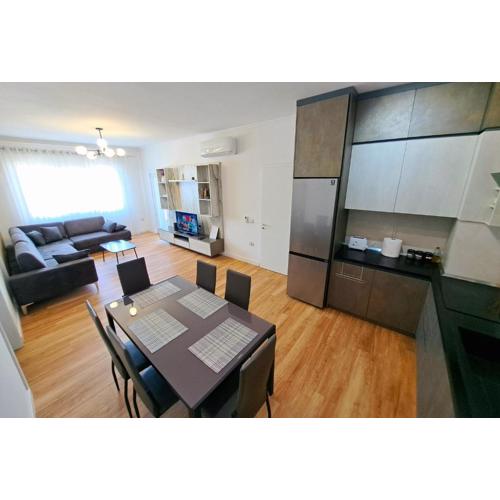 Pazari Luxury Central Apartment