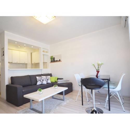 Peaceful and Elegant Rovinj Apartment - One Bedroom Apartment with Balcony