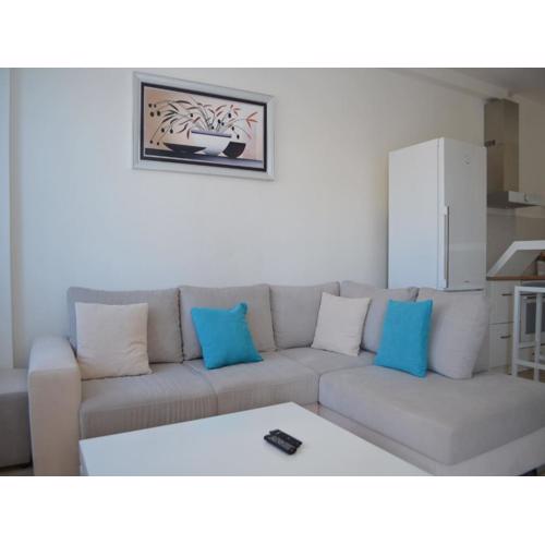 Peaceful coastal retreat for couples & families