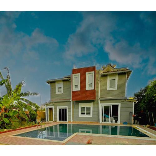 Peaceful Holiday Villas-Family