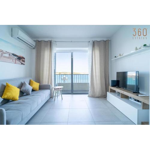 Peaceful Seafront 3BR Apt with Balcony by 360 Estates