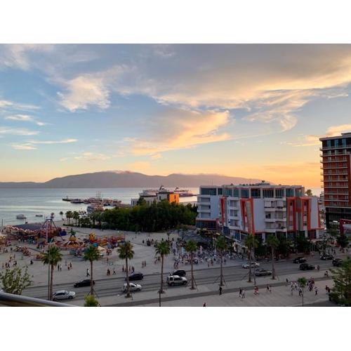 Pearl Seaview Apartment