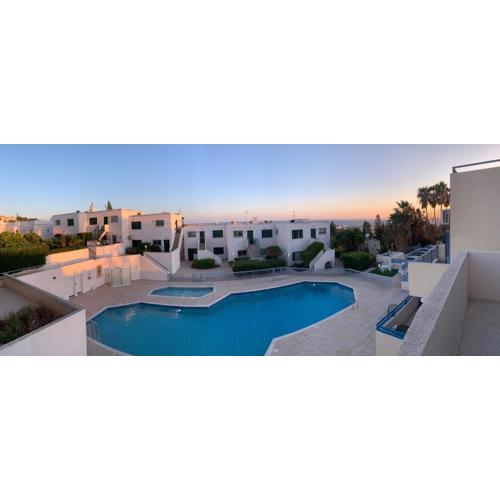 Pelagos Hill Serenity