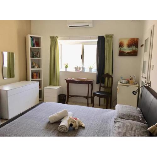 Pembroke Suites
