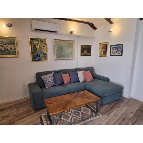 Penelope, rustic apartment next to the City Walls