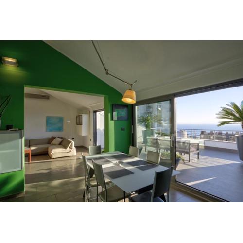 Penthouse Belvedere City View with Private Parking