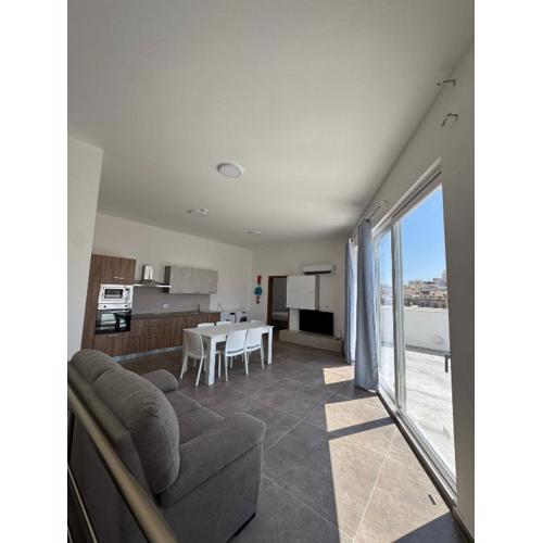 Penthouse Bliss Stylish 1B