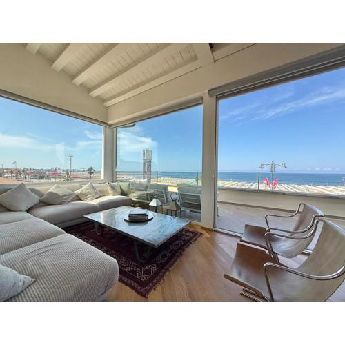 Penthouse Diamond in the sky with a sea view