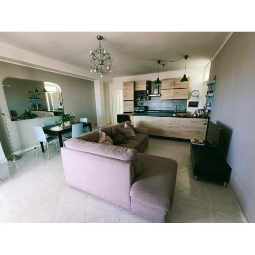 Penthouse in central area with very large terrace
