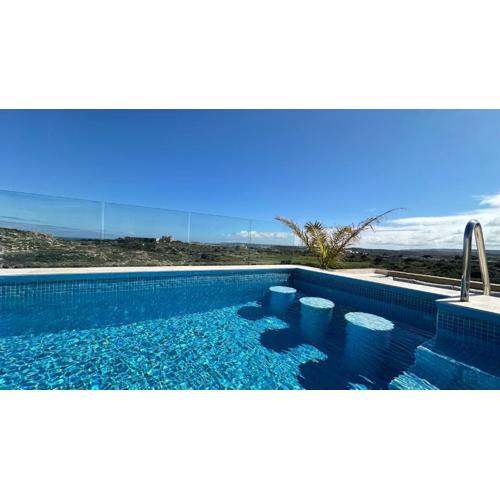 Penthouse in Mellieha with Private Pool & Large Terraces