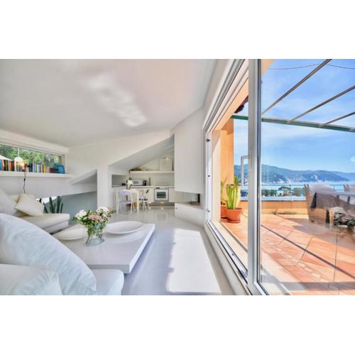 Penthouse Marina-Seaview Jacuzzi and Terrace