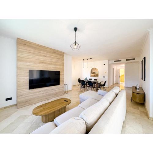 Penthouse Rooftop Terrace 3bed Pool Family Only