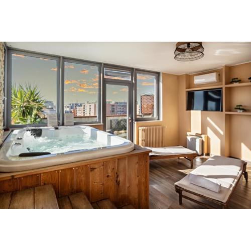 Penthouse station luxury apts le dimore