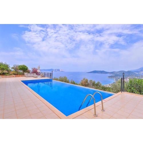 Penthouse The Grand, Kas