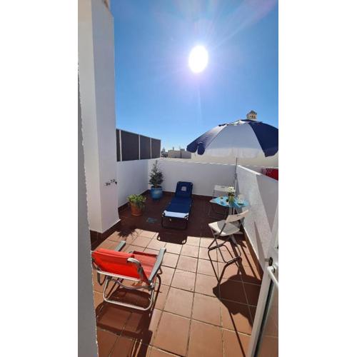 Penthouse with solarium in the center of Malaga-Ático con solárium en el centro de Málaga